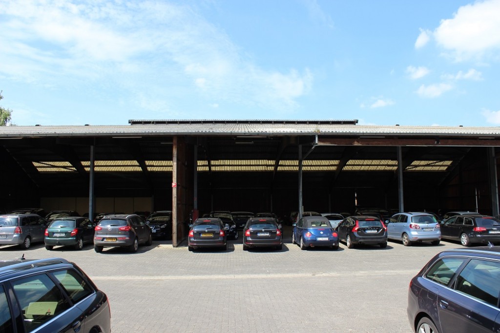 Airport Shuttle Parking Flughafen Düsseldorf Freifläche parken24.net